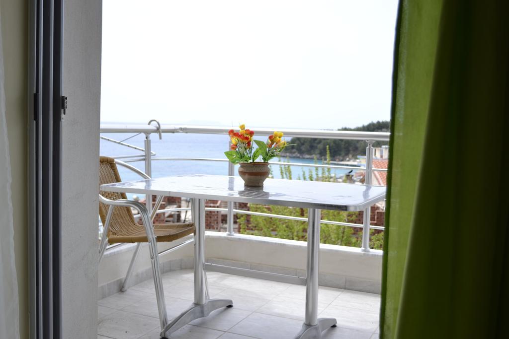 Riviera Rooms Himare Rom bilde