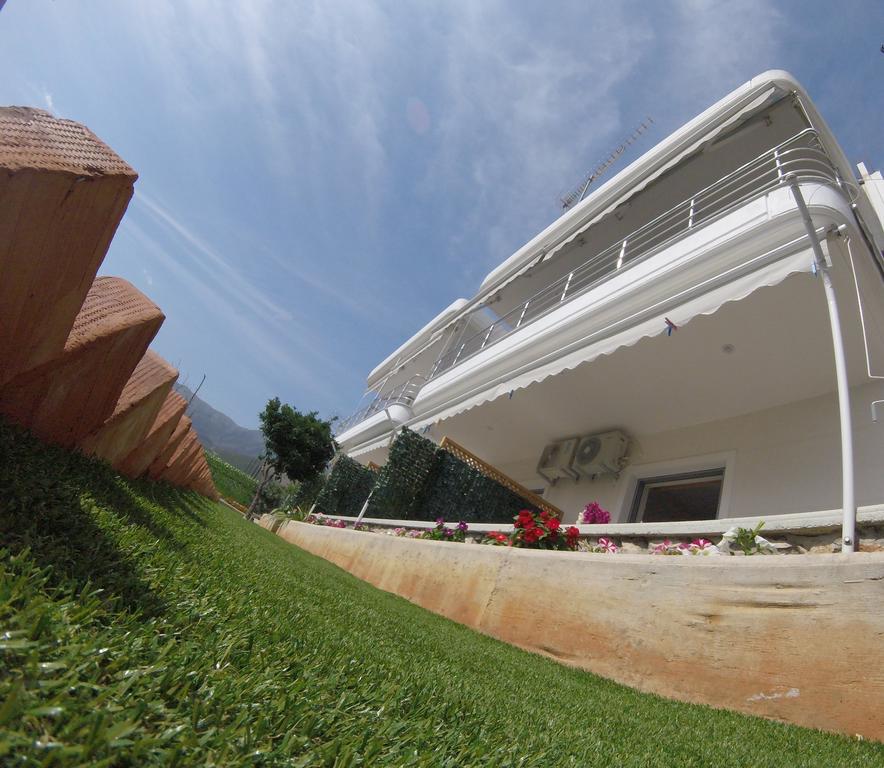 Riviera Rooms Himare Eksteriør bilde