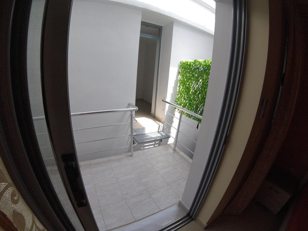 Riviera Rooms Himare Eksteriør bilde