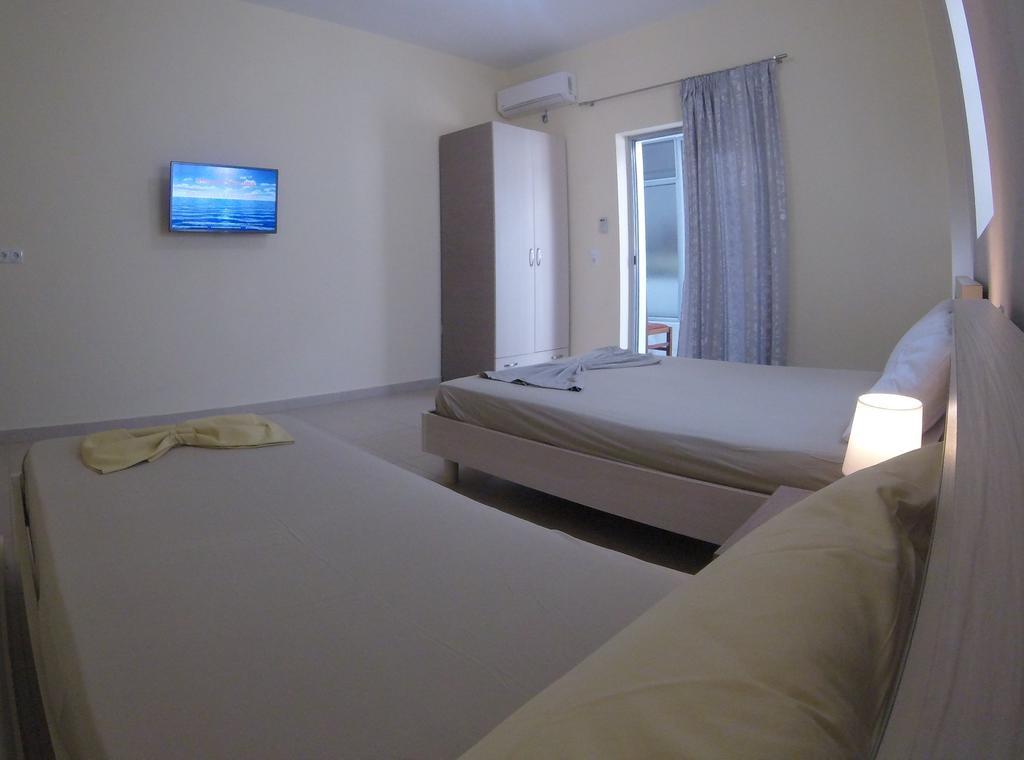 Riviera Rooms Himare Eksteriør bilde
