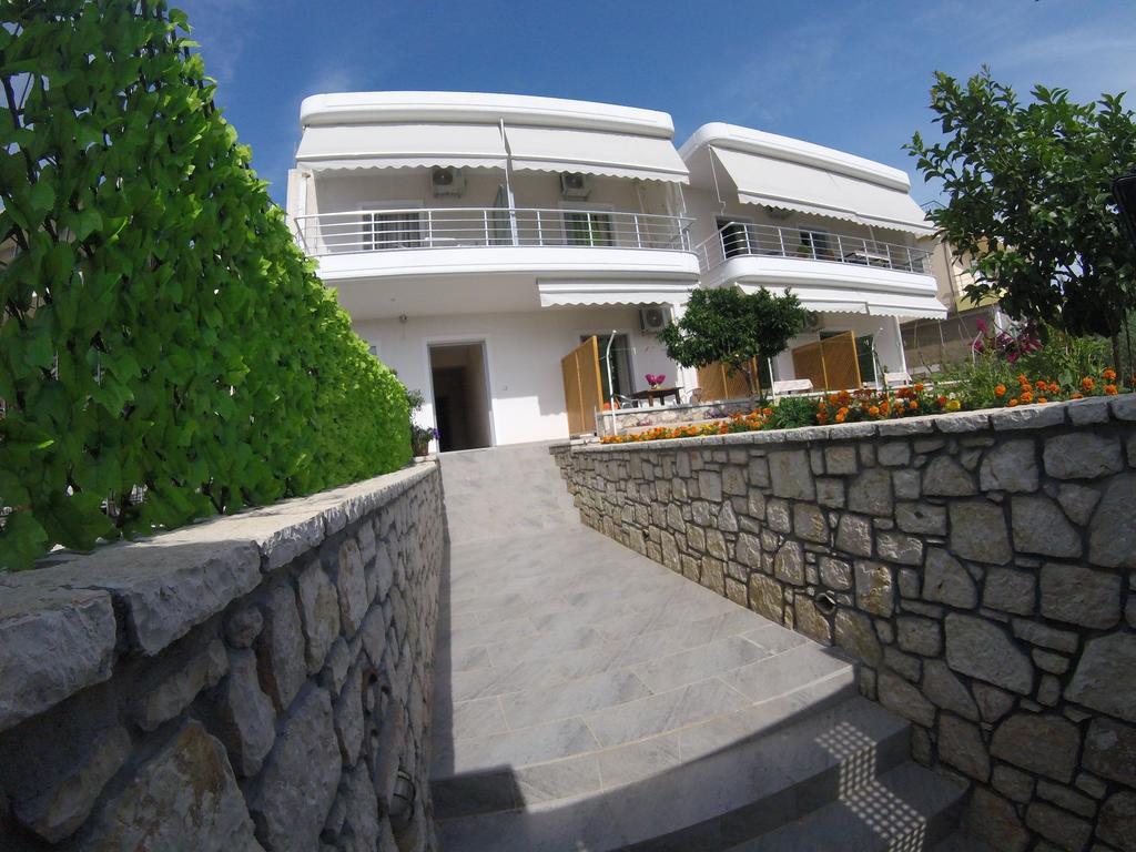Riviera Rooms Himare Eksteriør bilde