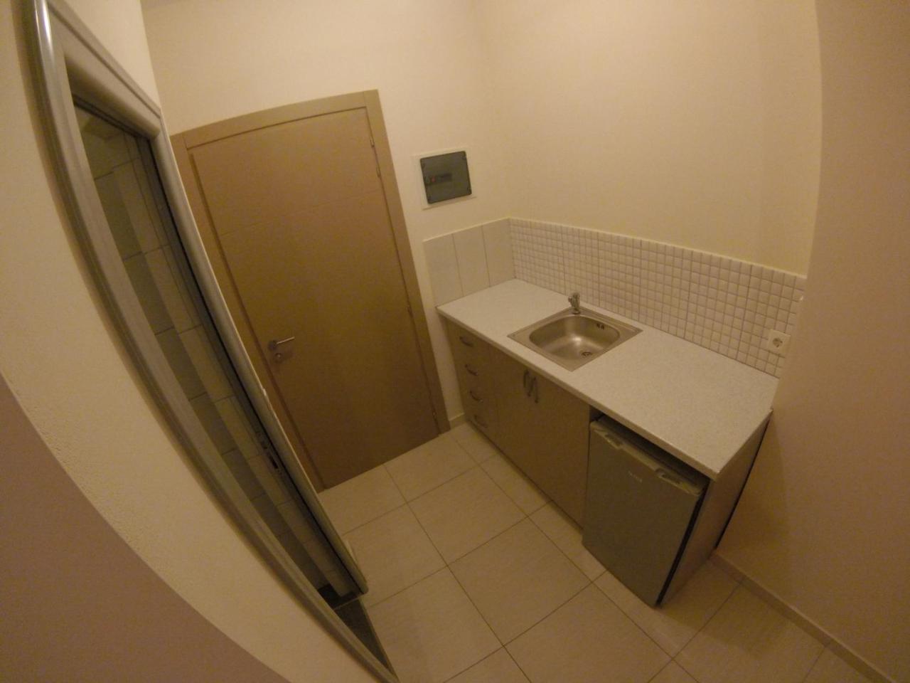 Riviera Rooms Himare Eksteriør bilde